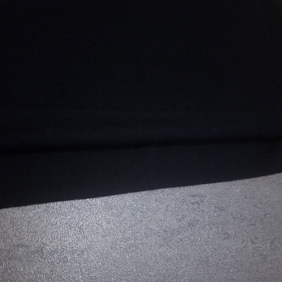 SOLD Chanel Womens Top Size 6 (37) - Picture 3 of 3